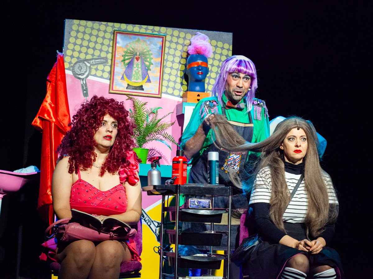 Pelomuerta: una crítica a la sociedad a través del humor 